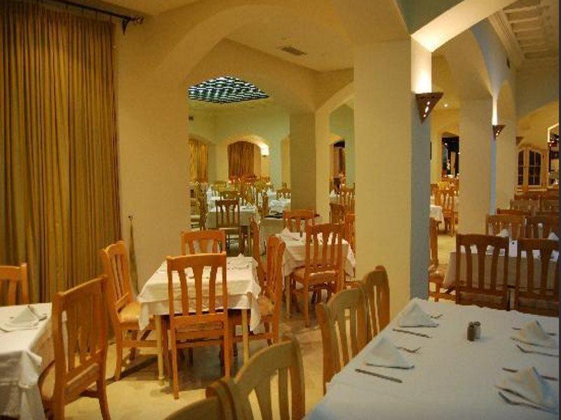 Hotel Saadia Monastir Bagian luar foto