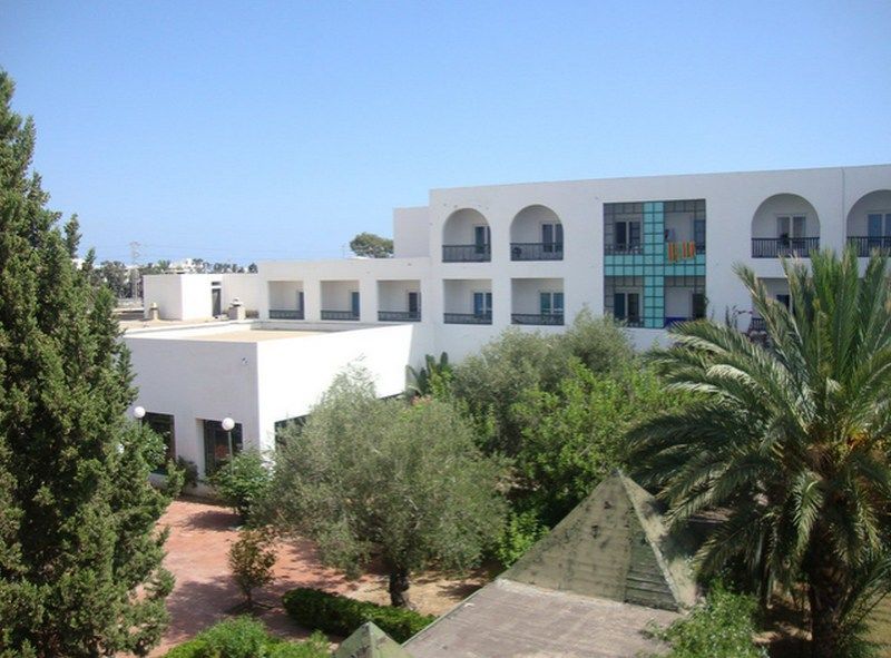 Hotel Saadia Monastir Bagian luar foto